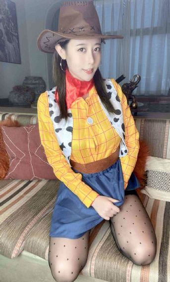 婷婷六月天小时_日韩在线播放专区