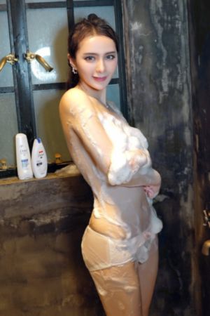 穿书女配远离男主竹马_BD英语动漫在线观看