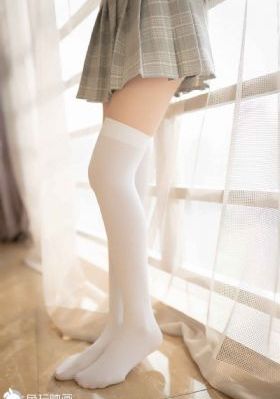 迈开腿打扑克没有马赛克的视频_午夜在线观看完整版