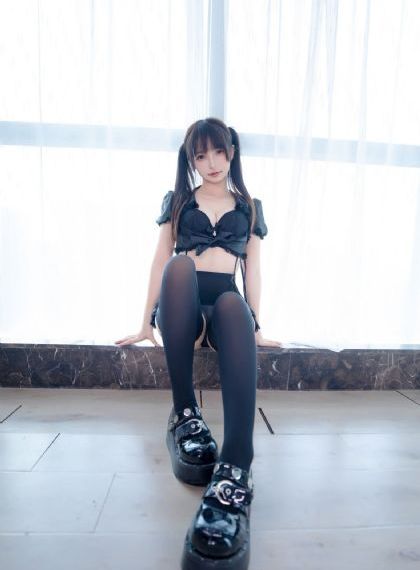 美女脱裤子光露出屁股_1080神马影院手机在线