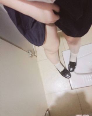 两个人日本免费完整版在线观看_超清免费电视剧