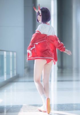 小武和黄蓉偷尝禁果_国产剧手机在线观看